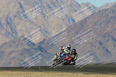 media/Dec-18-2022-SoCal Trackdays (Sun) [[8099a50955]]/Turn 10 (140pm)/